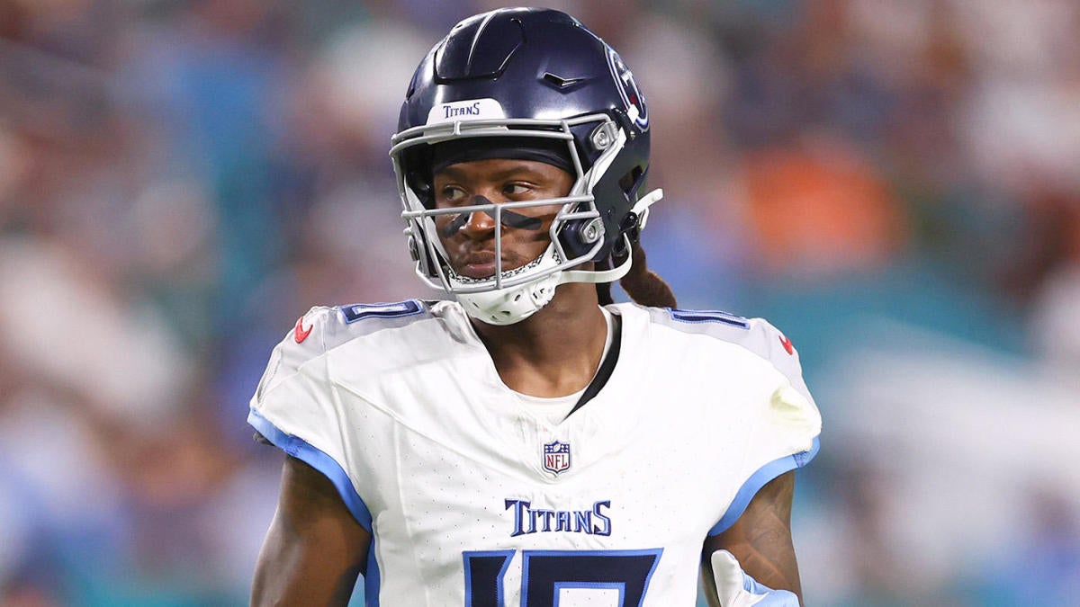 2024 NFL trade rumors Why Titans WR DeAndre Hopkins may stay put at