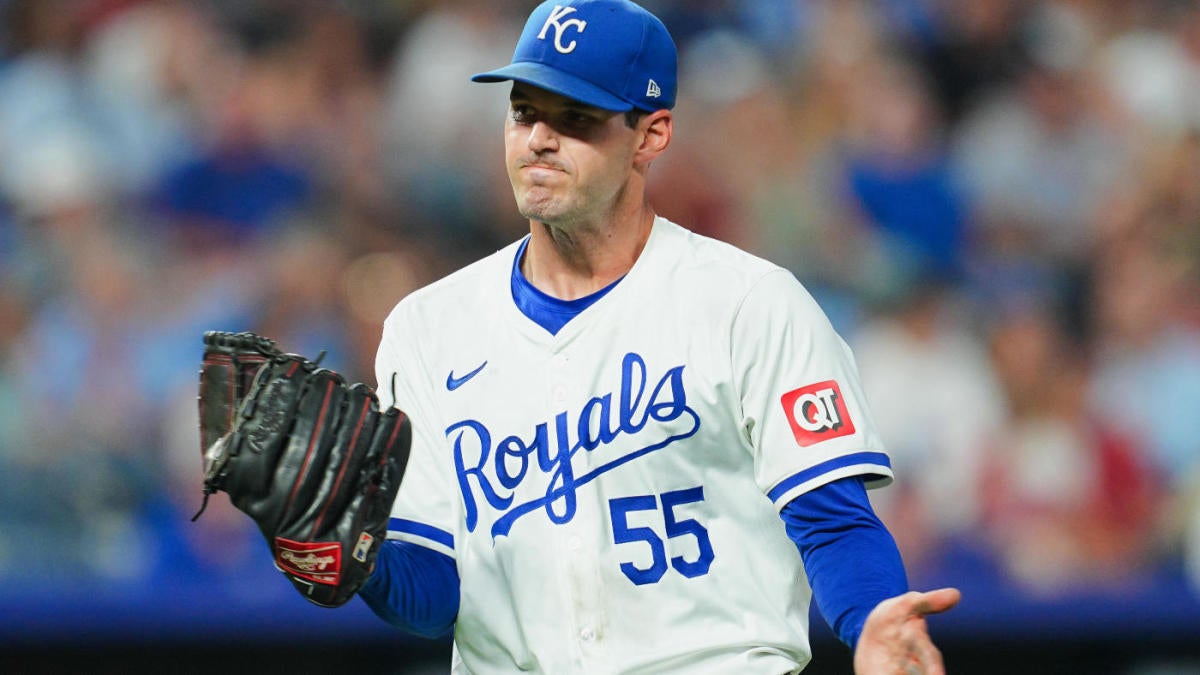 Early 2025 Fantasy Baseball Rankings Top 40 at starting pitcher offers