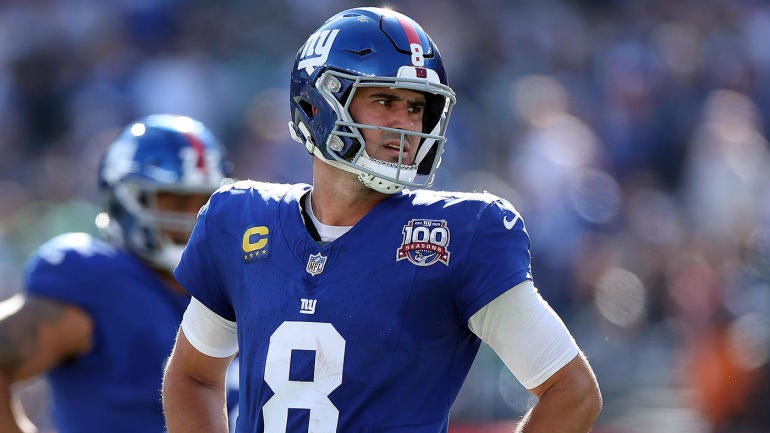 daniel-jones.jpg