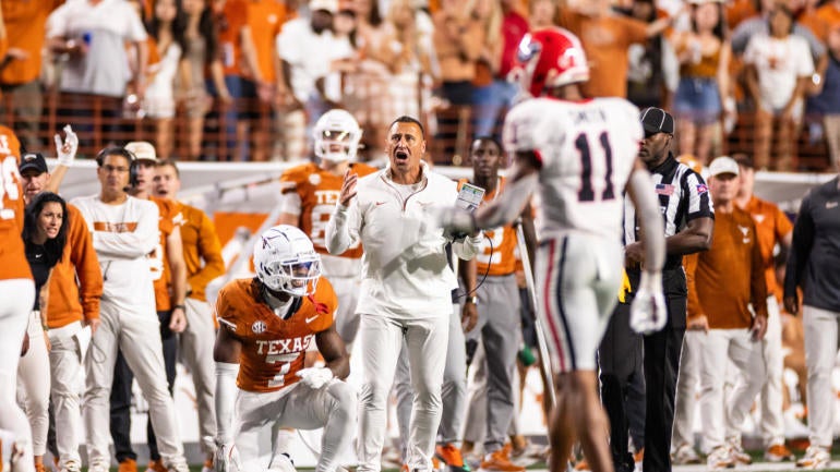 texasfootballsark.jpg