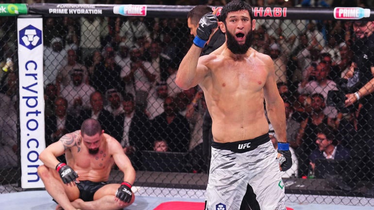 khamzat-chimaev-whittaker-celebrate.jpg