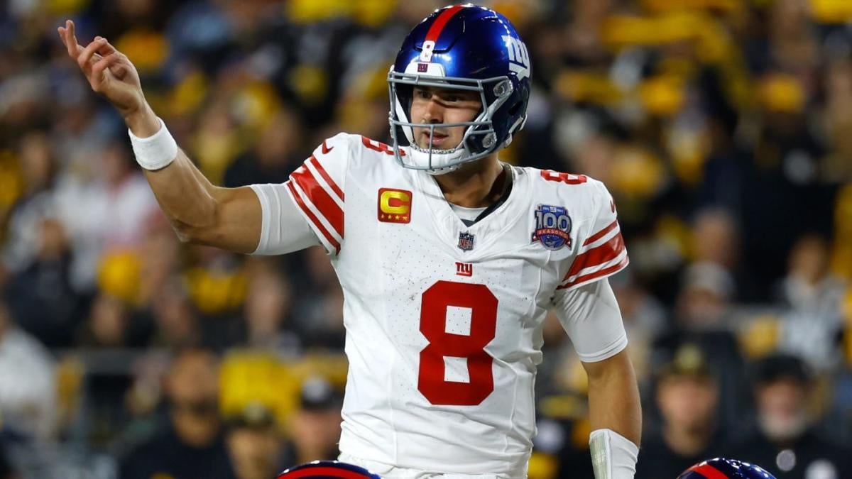 LOOK: Giants blockers literally don't move on wildly unsuccessful two-point attempt vs. Steelers LOOK: Giants blockers literally don't move on wildly unsuccessful two-point attempt vs. Steelers