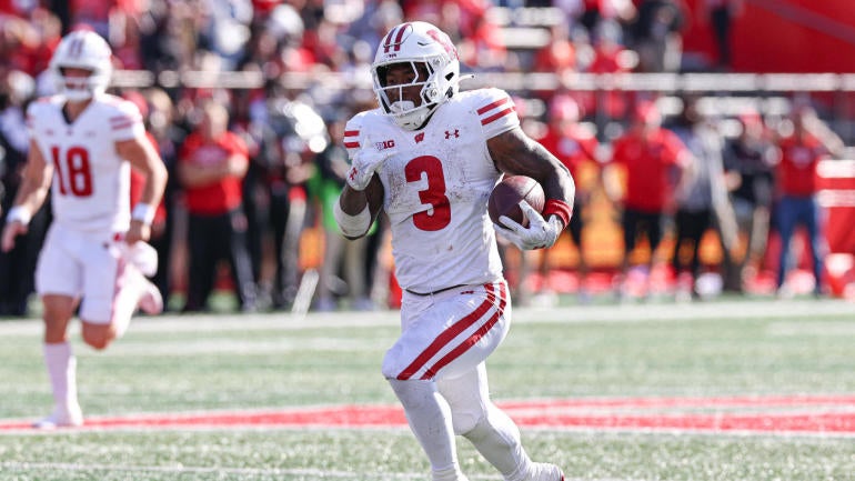 tawee-walker-wisconsin-cbs-usatsi.jpg