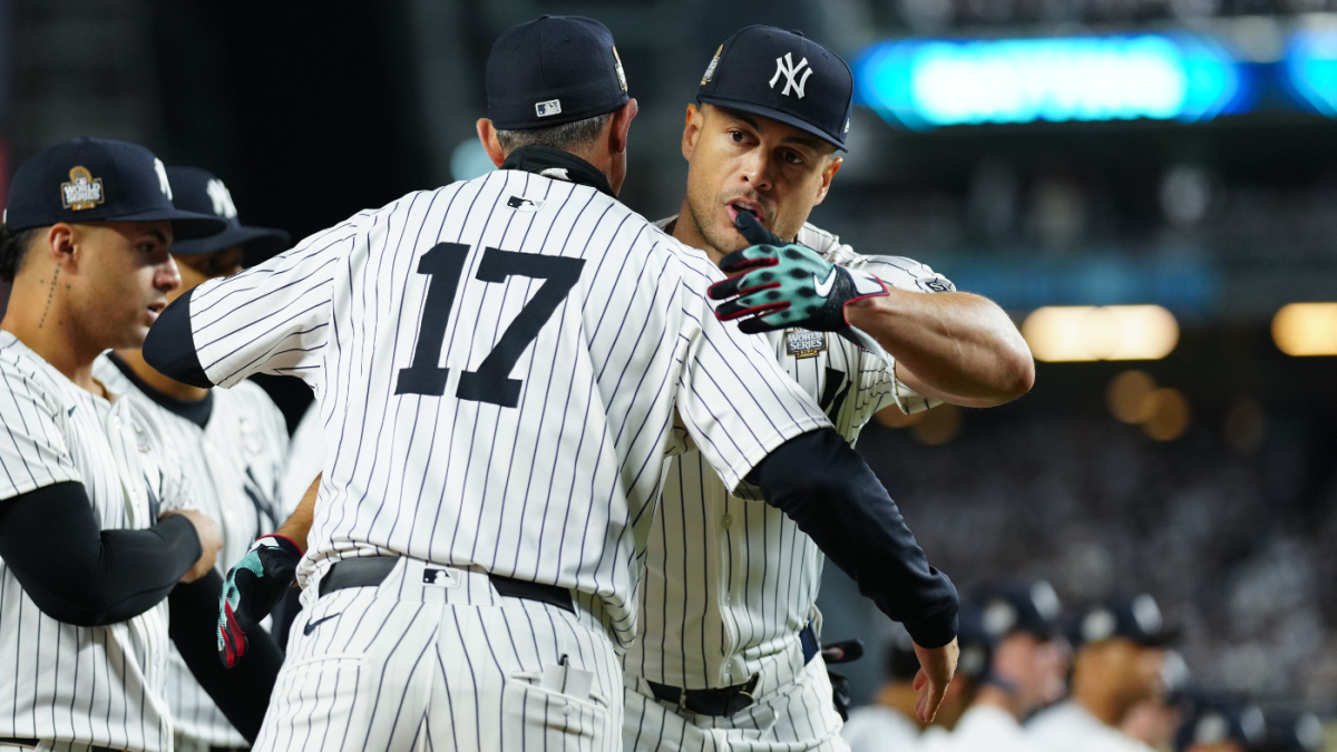 Yankees vs. Dodgers live updates, World Series Game 4 news: Aaron Boone makes lineup change facing sweep - CBSSports.com