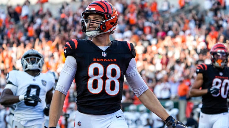 mike-gesicki-cincinnati-bengals-usatsi.jpg
