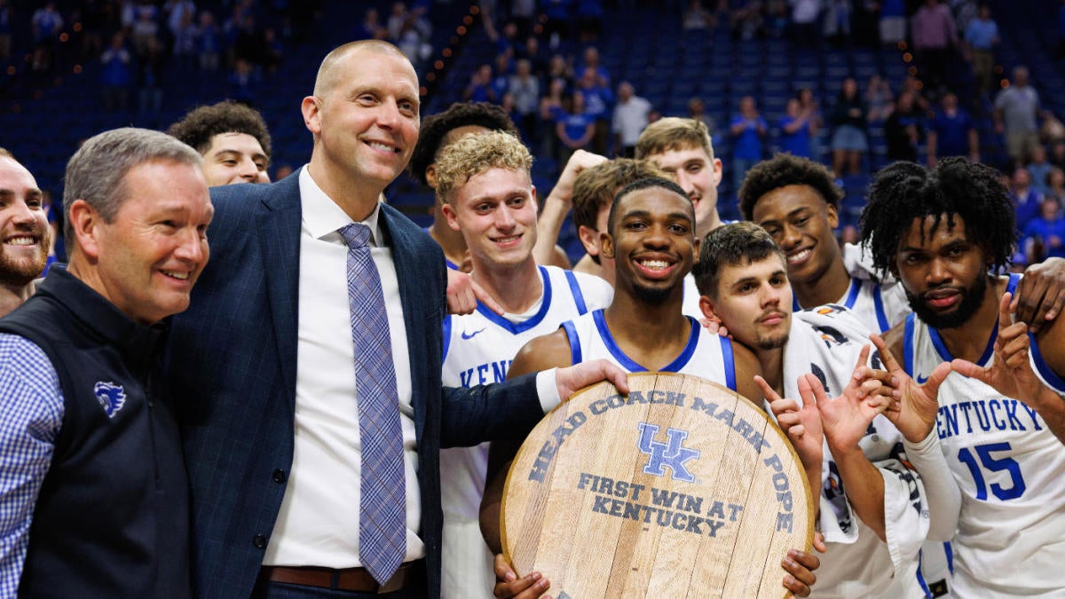 Dribble Handoff: Kentucky looks impressive and other overreactions to college basketball’s opening week