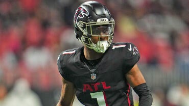 getty-darnell-mooney-falcons.jpg