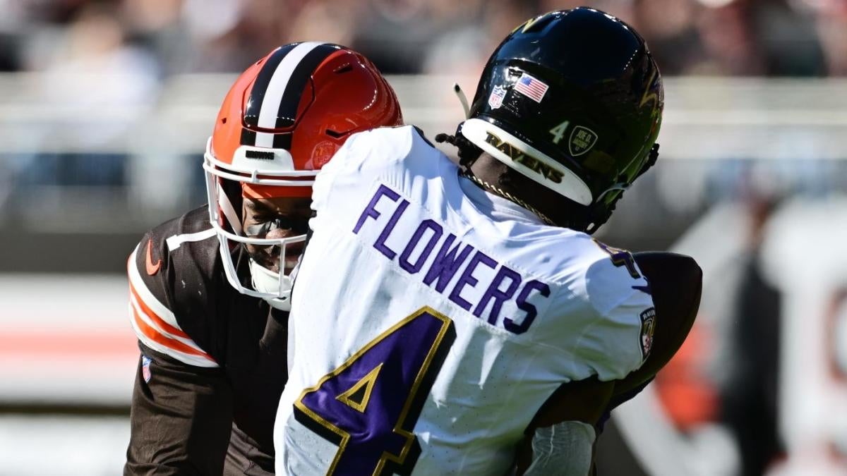 Ravens vs. Bengals NFL props, odds, AI prediction, Thursday Night Football picks: Zay Flowers over 60.5 yards