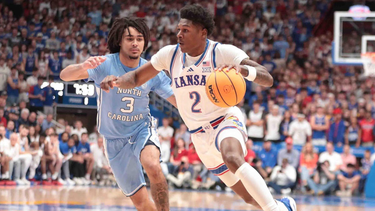 Kansas vs. North Carolina score, takeaways: Jayhawks blow 20-point lead but emerge victorious in top-10 tilt - CBSSports.com