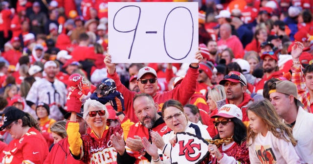 MUST SEE: Chiefs block FG on final play to stay undefeated! - 247Sports