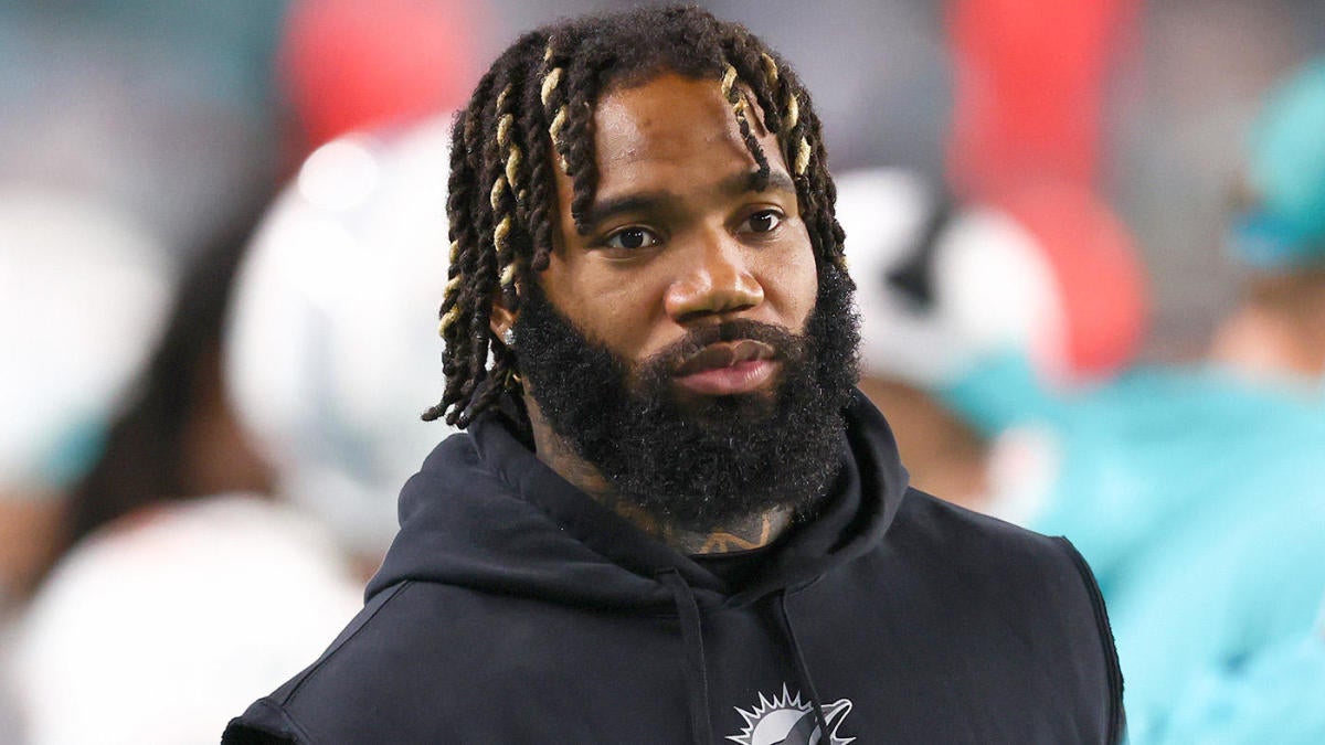 Former Dolphins star CB Xavien Howard not signing with Bengals despite  contract offer, per report - CBSSports.com