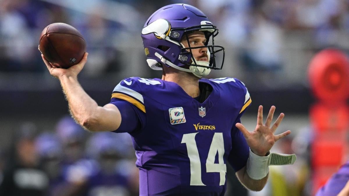 NFL DFS: Optimizer gives Week 13, 2024 daily fantasy football lineups, projections for DraftKings, FanDuel