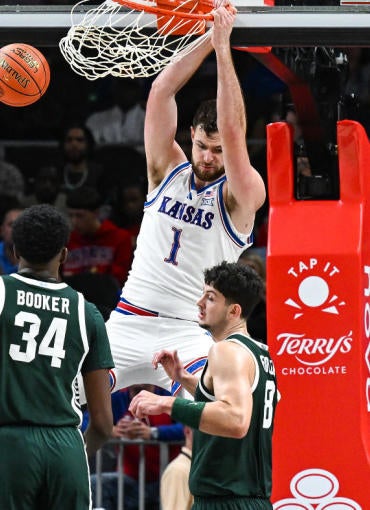 COLLEGE BASKETBALL: NOV 12 State Farm Champions Classic Michigan State vs Kansas