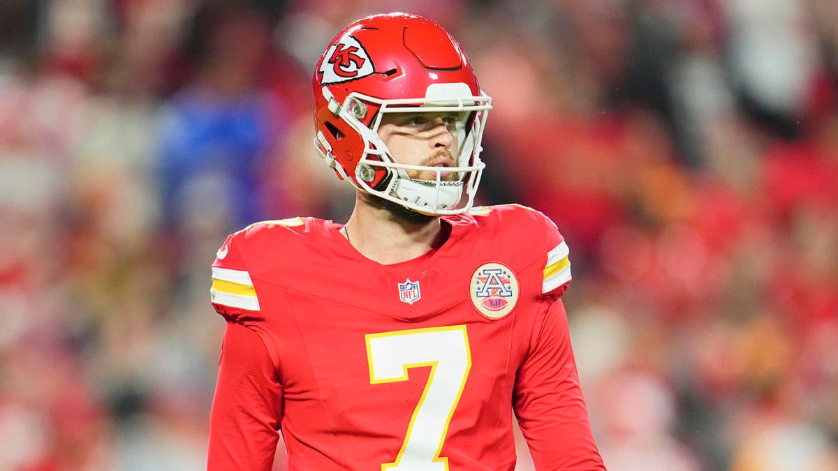 Chiefs to have new kicker vs. Bills in Week 11 after Harrison Butker lands on injured reserve with knee injury - CBSSports.com