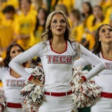 cheerleaderswaiting.jpg
