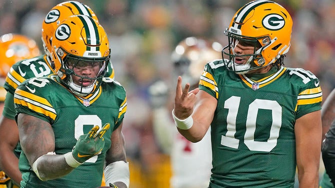 getty-josh-jacobs-jordan-love-packers.jpg