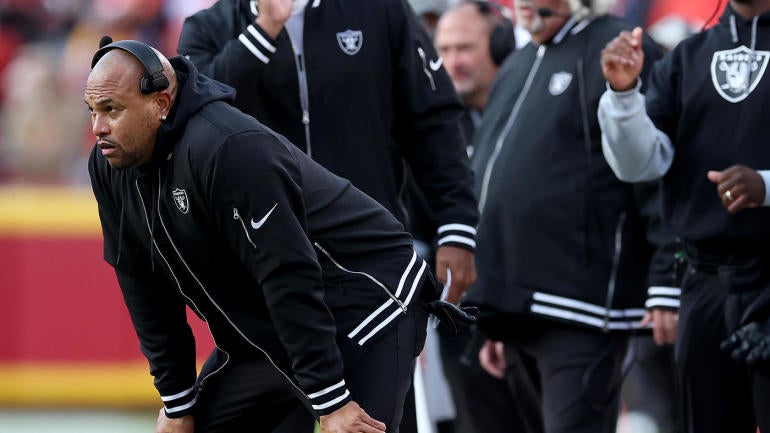 Las Vegas Raiders v Kansas City Chiefs