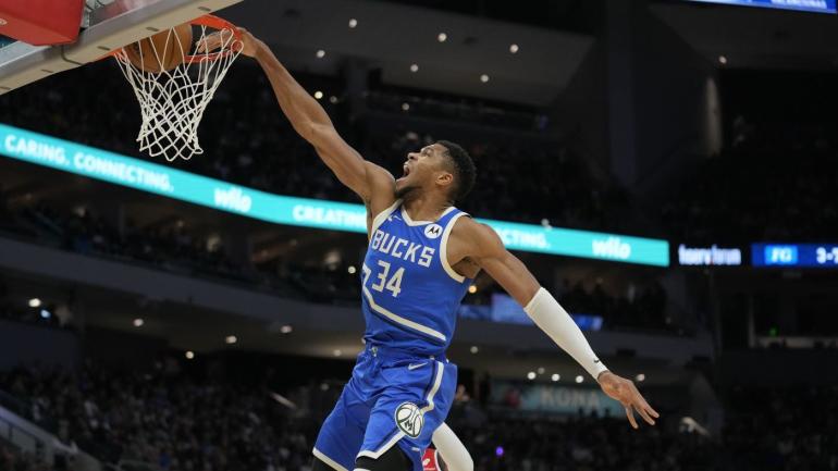 113024-giannisantetokounmpo.jpg