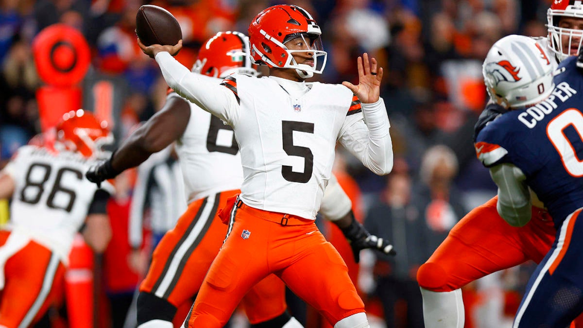 Broncos vs. Browns live updates: NFL scores, game stats, highlights,  injuries where to watch 'MNF' matchup - CBSSports.com