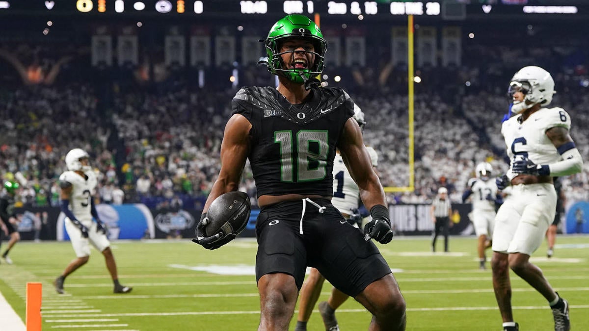 Oregon holds off Penn State to win Big Ten in debut season, locking up No. 1 seed in College Football Playoff