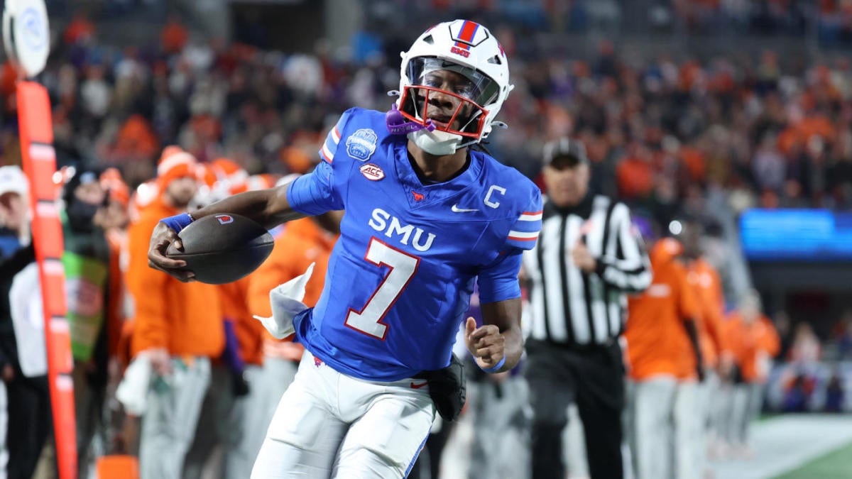 College Football Playoff Rankings: Betting markets surge in SMU vs. Alabama debate for final at-large spot