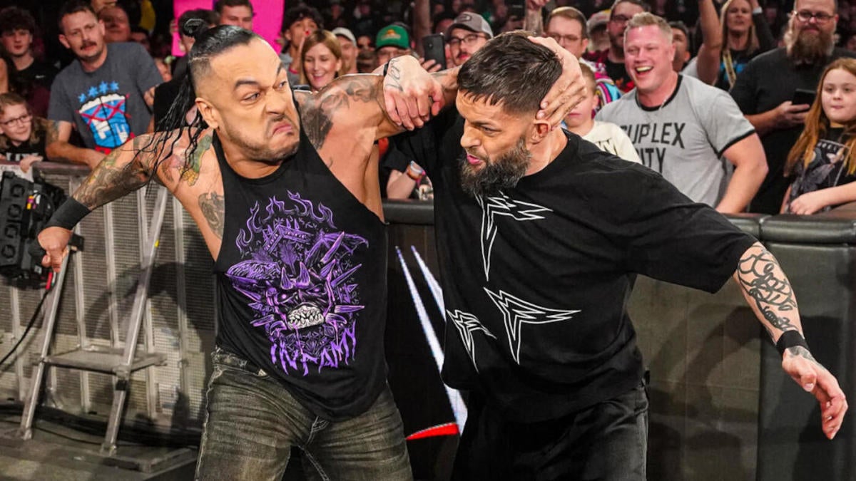 WWE Raw-Ergebnisse, Zusammenfassung, Bewertungen: Die Main-Event-Karte von ...