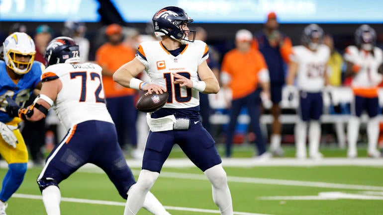 Denver Broncos v Los Angeles Chargers