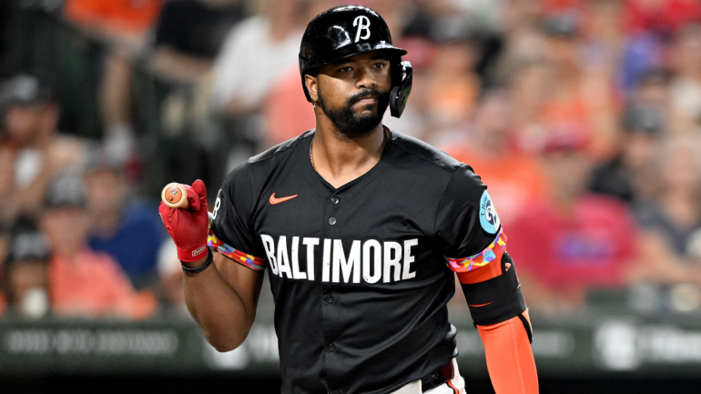 eloy-jimenez-getty.png