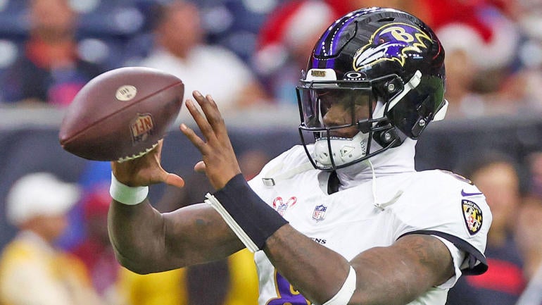 usatsi-lamar-jackson-ravens-pregame.jpg