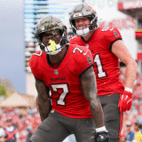 usatsi-25079217-bucky-irving-bucs-rb-long-run-2q-2024-1400.gif