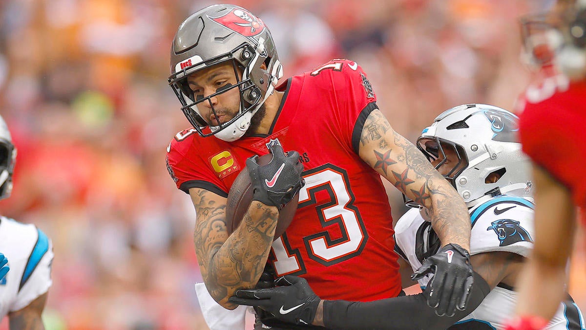 Baker Mayfield on getting another 1000-yard season for Mike Evans: 'If we win, then Mike's getting the record' Baker Mayfield on getting another 1000-yard season for Mike Evans: 'If we win, then Mike's getting the record'