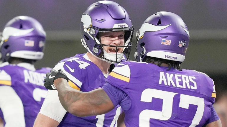 darnold-vikes-g.jpg