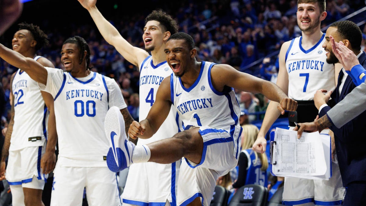 College basketball picks, schedule: Predictions for Kentucky vs. Florida and more Top 25 games on Saturday