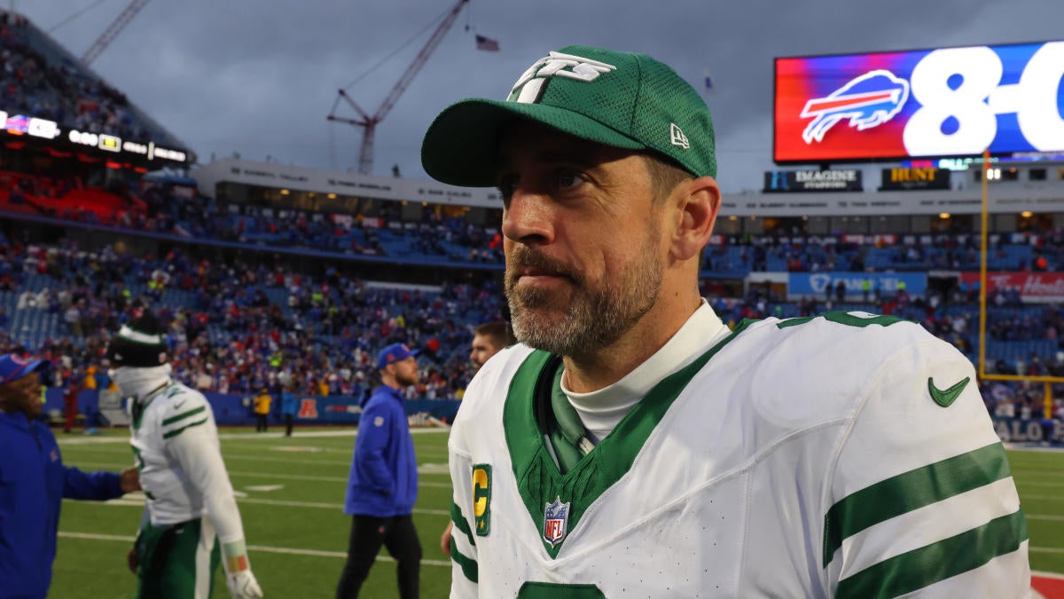 Aaron Rodgers fined for late hit penalty following interception in Jets' 40-14 loss at Bills - CBSSports.com