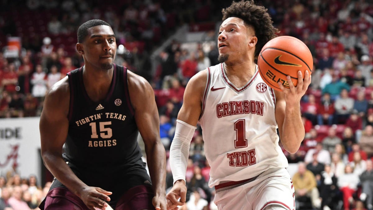 College basketball picks, schedule: Predictions for Alabama vs. Texas A&M and more Top 25 games on Saturday