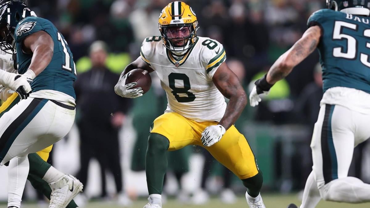 https://sportshub.cbsistatic.com/i/r/2025/01/13/12bacfe1-7d26-49bf-8f5b-a2ae0f563dab/thumbnail/1200x675/d4d0b8ce373194057528d8819a9d85a6/josh-jacobs.jpg