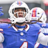getty-james-cook-bills.jpg