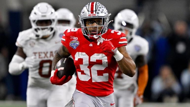 treveyon-henderson-usatsi.jpg