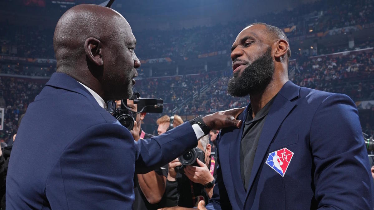 LeBron James recounts playing Michael Jordan, NBA stars in pick-up basketball at age 16: 'I was unguardable' - CBSSports.com