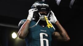 Here's what Eagles' DeVonta Smith plans to do to celebrate Saquon Barkley's Super Bowl birthday