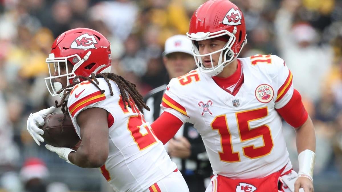 NFL picks, Eagles vs. Chiefs odds, bets: Super Bowl 59 expert predictions against the spread, top props