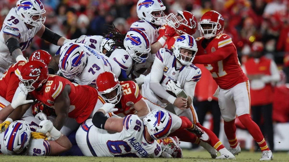 Bills’ Sean McDermott addresses referee’s spot on controversial fourth-down stop from Chiefs that changed game