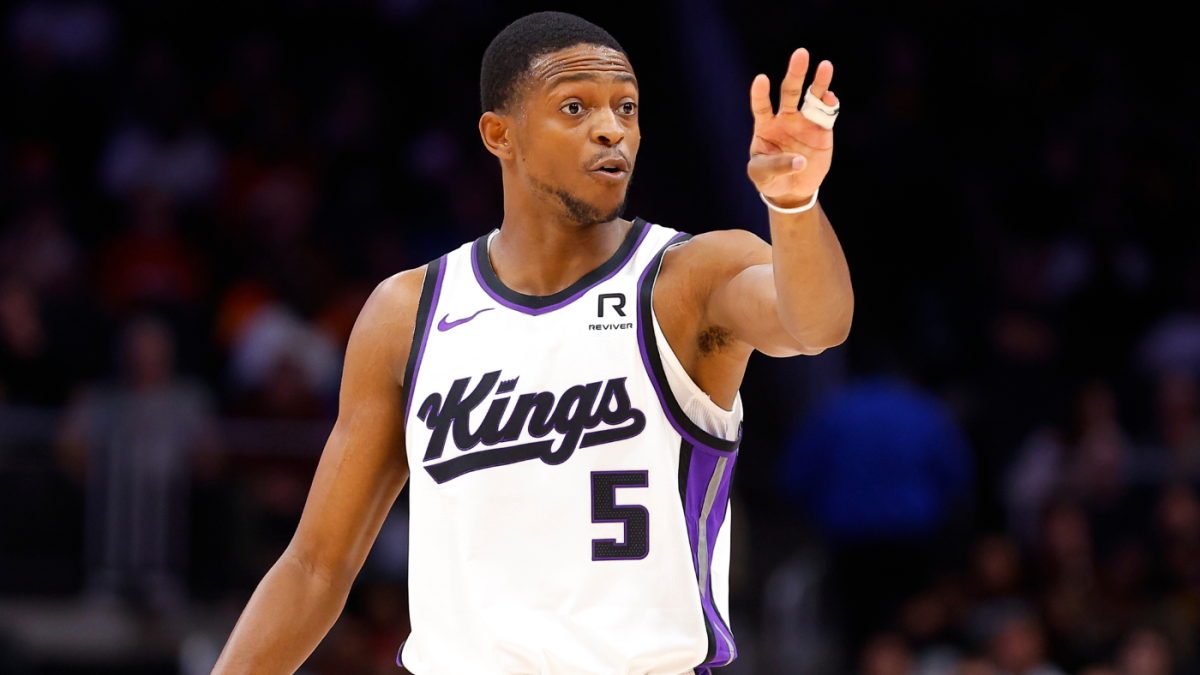 NBA trade rumors: Kings want win-now players for De’Aaron Fox, Bucks showing interest in Zach LaVine