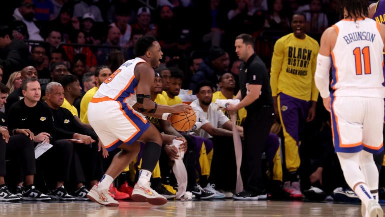Los Angeles Lakers v New York Knicks