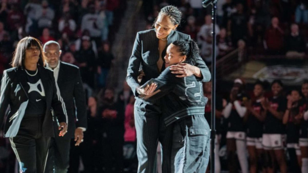 A'ja Wilson jersey retirement: Aces star gives touching speech as South  Carolina lifts her No. 22 into rafters - CBS Sports
