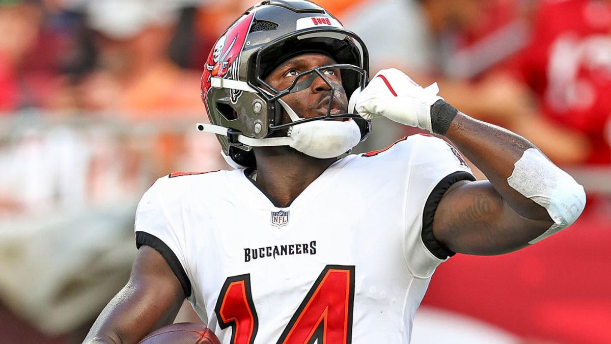 Buccaneers' GM reveals that this NFL team 'kept writing blank checks' to sign Chris Godwin in free agency