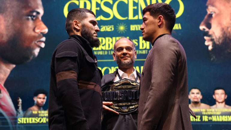 BETERBIEV-BIVOL-2-FACEOFF.JPG