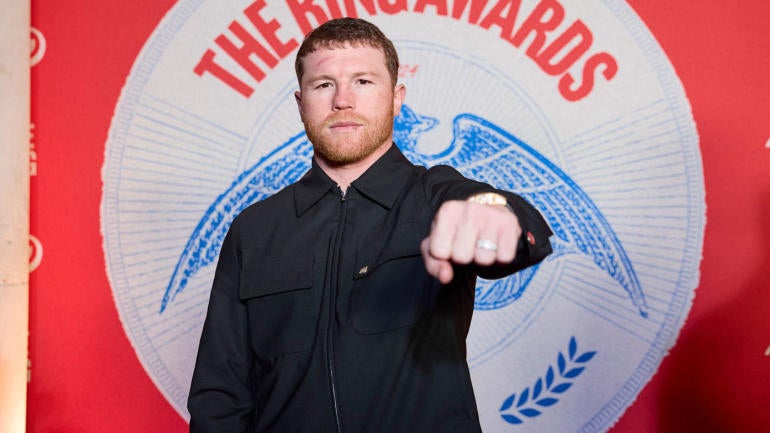 canelo-alvarez-fist.jpg