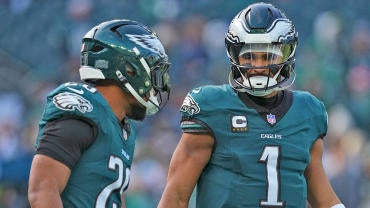 getty-saquon-barkley-jalen-hurts-eagles.jpg
