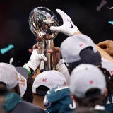 eagles-super-bowl-trophy-usatsi.jpg